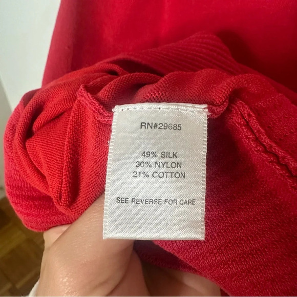 PENDLETON Petite Vintage Silk Blend Short Sleeve Keyhole Red Knit Top Old Money - Picture 7 of 7